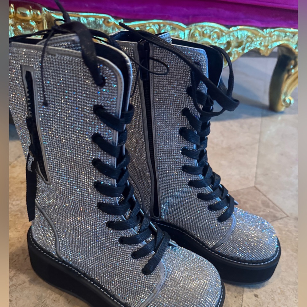 Demonia Diamond Boots